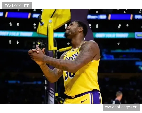 以斯玛特谈湖人建队理念强调以强硬信条打造具备对抗强度的统治型球队 以斯玛特谈湖人建队理念强调以强硬信条打造具备对抗强度的统治型球队