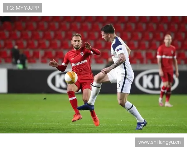 名记称克林根三分手感回暖本赛季攻防全面提升展现核心价值 名记称克林根三分手感回暖本赛季攻防全面提升展现核心价值